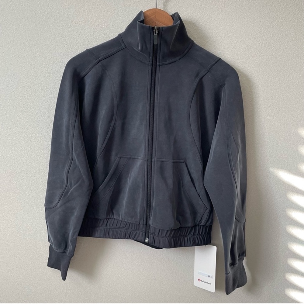 NWT Lululemon Brushed Softstreme Funnel-Neck Zip Up Black Size 2